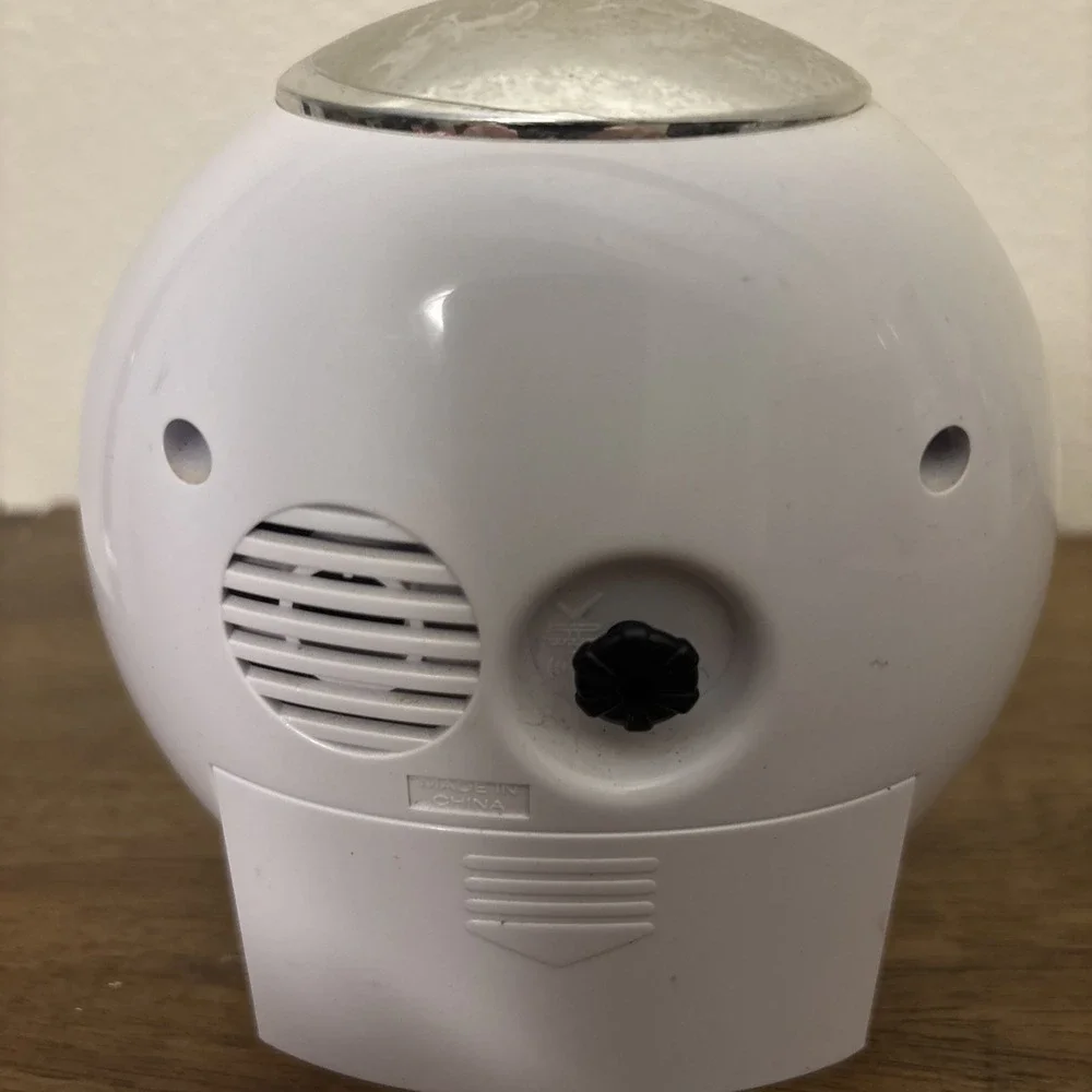 Sharp SPC127A Quartz Analog Alarm Clock W/ Glow In The Dark Hands - Works